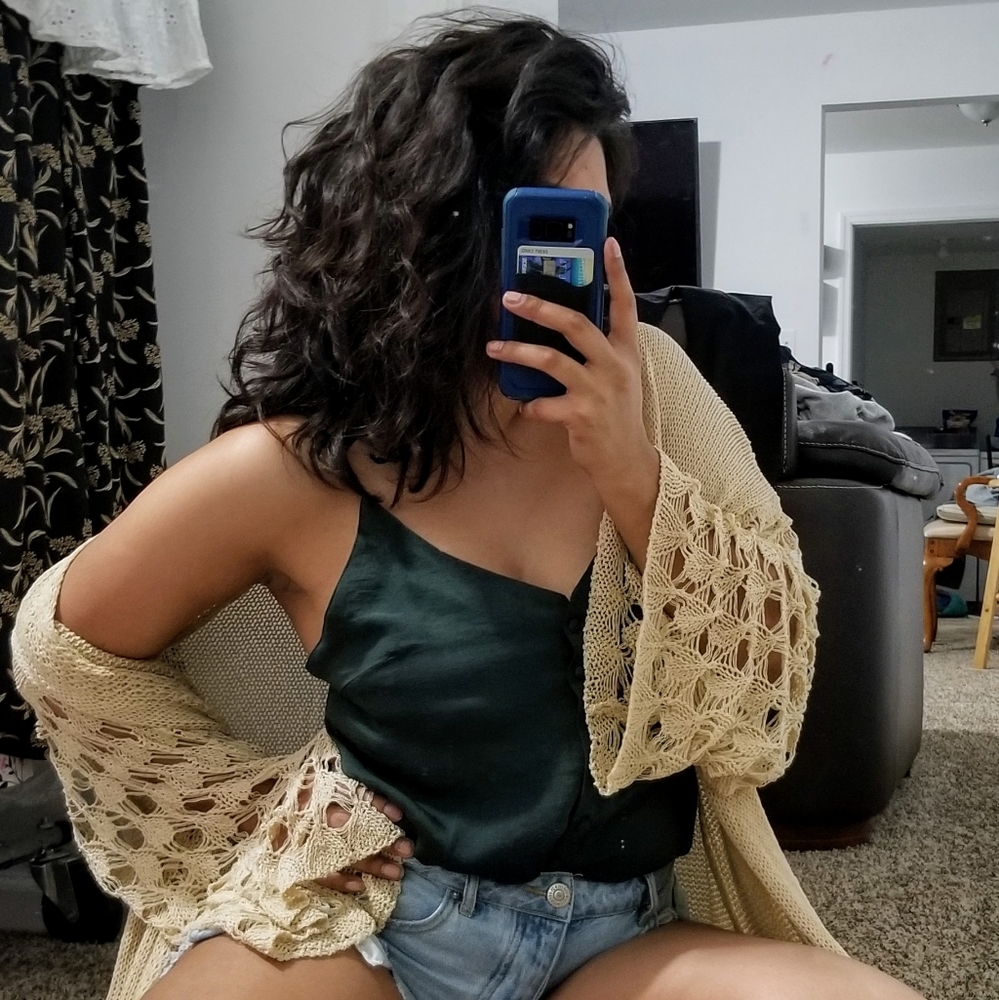 𝘽𝙊𝙂𝙊| FOREST DREAMS BLACK SILKY CAMI TOP - Picture 9 of 9